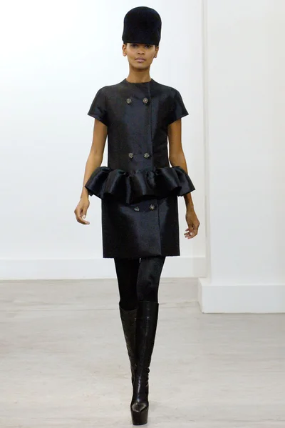 Look 19
